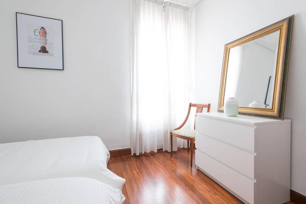 City Hall I Apartment Bilbao Ngoại thất bức ảnh
